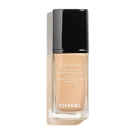 chanel pro lumiere foundation 40 beige|chanel foundation powder.